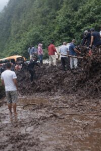 16d7de16-4c71-495e-aa18-cc68b918d644