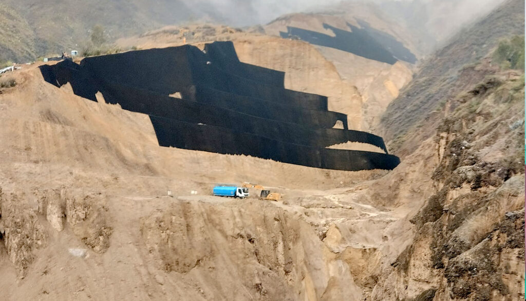 Los-trabajos-se-realizan-en-la-quebrada-Agorragra-1024x682