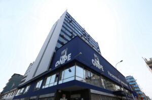 ONPE bajo presión: el ente electoral defiende su sistema de cómputo frente a la desconfianza