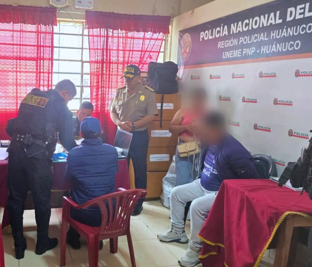 PNP-interviene-a-ocho-requisitoriados-en-Huanuco-durante-supervision-del-jefe-policial-regional.jpg