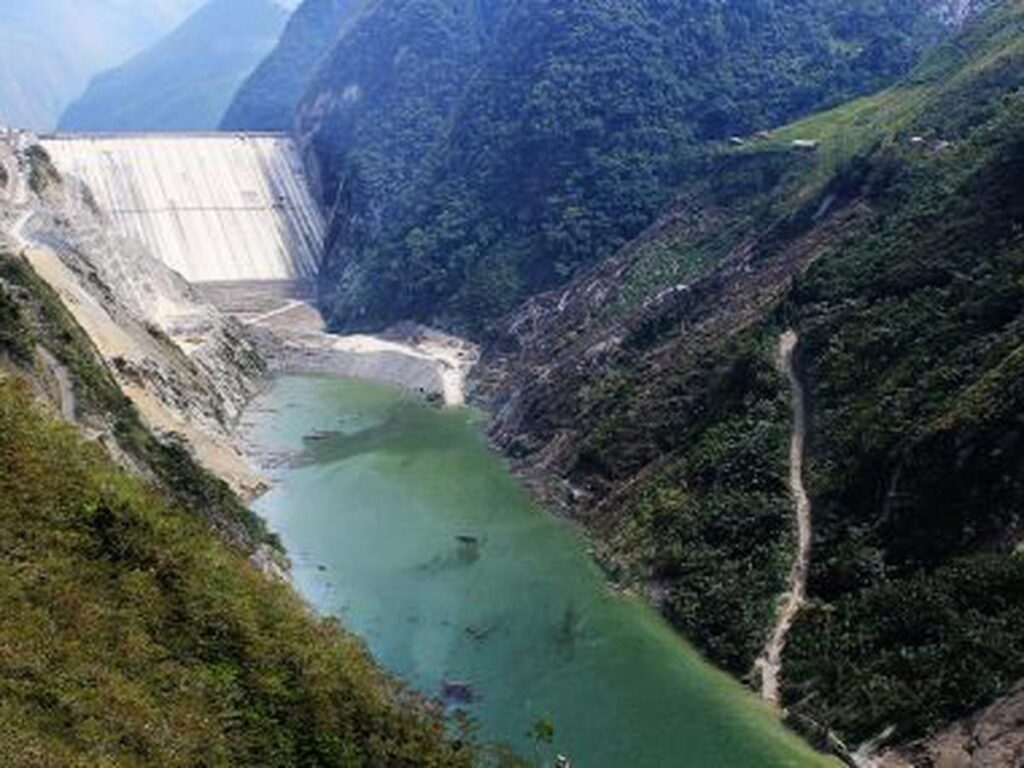 44IILWL62ZGZJIHM6PHW4GW724