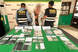 Allanan-vivienda-decomisan-droga-y-detienen-a-una-persona-1536x1024