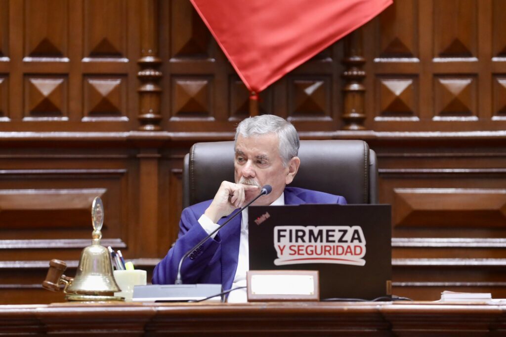 Rospigliosi acelera reforma del Ministerio Público: ¿Modernización o cerco a la autonomía?