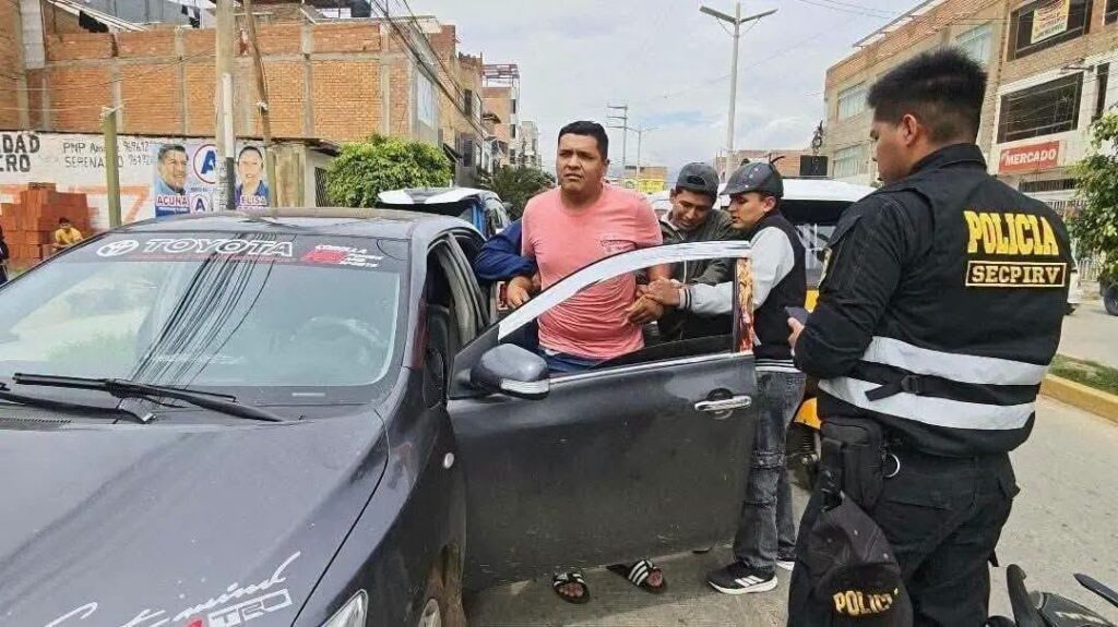Vínculos bajo sospecha: Auto de policía fue usado para cobrar extorsión en Huánuco