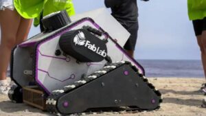 Robot peruano contra microplásticos