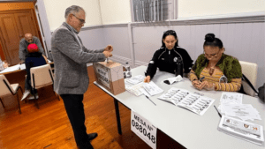 Segunda vuelta: El voto en el exterior arranca en Oceanía con el 4.4% del padrón en juego