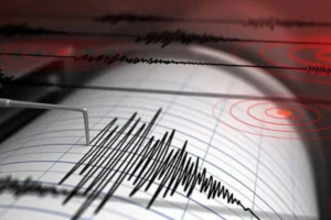 Fuerte sismo de magnitud 7.2 remece Ayacucho y se sintió en Lima