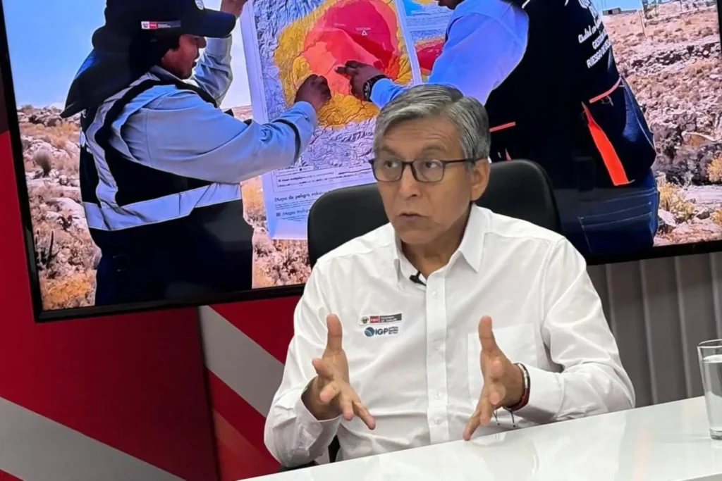 IGP: suelos blandos pueden prolongar el sacudimiento de un temblor <div style="width: 640px;" class="wp-video"><video class="wp-video-shortcode" id="video-587-3" width="640" height="360" preload="metadata" controls="controls"><source type="video/mp4" data-src="https://hoyregional.pe/wp-content/uploads/2025/11/publiV11.mp4?_=3" /><a href="https://hoyregional.pe/wp-content/uploads/2025/11/publiV11.mp4">https://hoyregional.pe/wp-content/uploads/2025/11/publiV11.mp4</a></video></div>