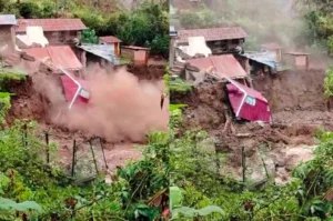 Cusco: Intensas lluvias colapsan vivienda y afectan a turistas que van a Machu Picchu