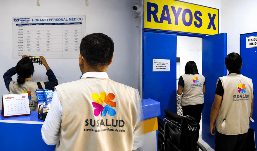 Operaban sin autorización cerca a hospital: intervienen 14 consultorios médicos clandestinos en Comas
