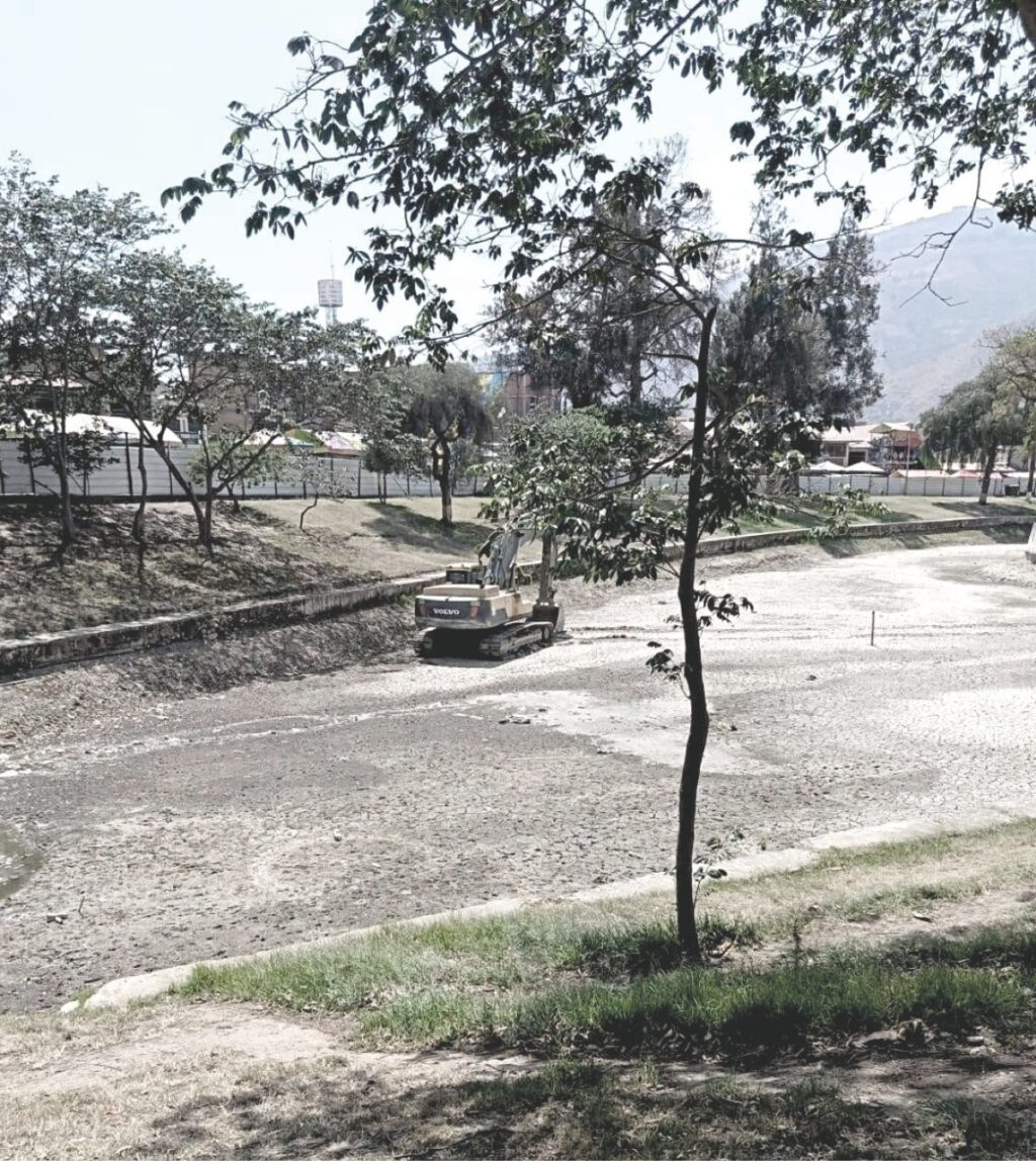 la-suerte-de-vina-del-rio-esta-echada-secaron-la-laguna-y-nadie-explic