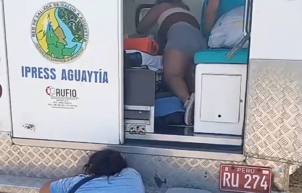 Tragedia: paciente en estado crítico fallece Dentro de ambulancia Tras quedar atrapado en bloqueo por el paro de transportistas en Ucayali