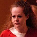 Christa Pike sobrevive a dos dosis de la inyección letal durante su ejecución y es trasladada a un hospital en EE. UU.